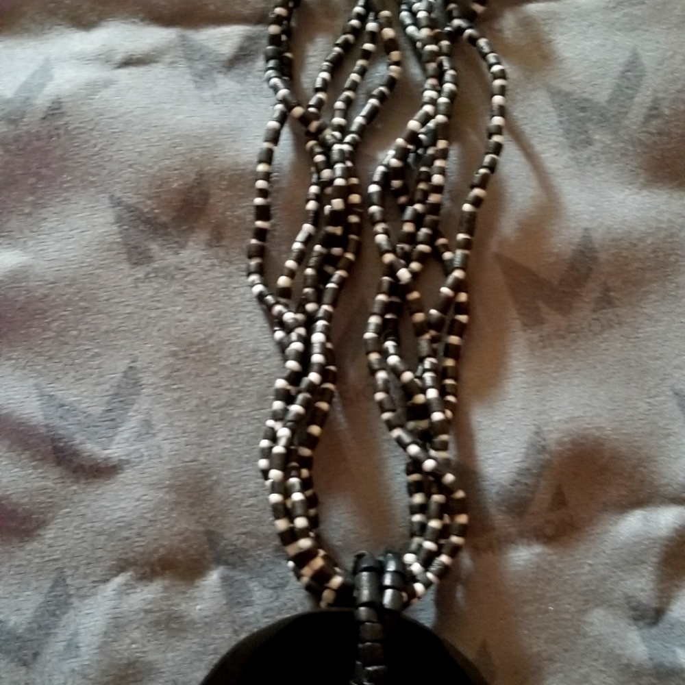 Hand made Necklace Sea Shell  colors Black &  White